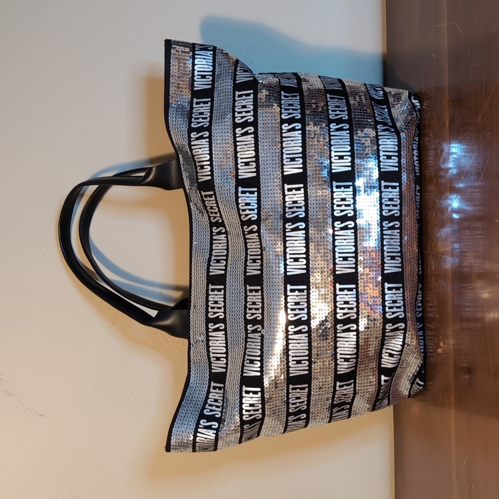 Victoria's Secret Sequin Black & Silver Classic Logo Travel Tote Zipper Top - Picture 2 of 11